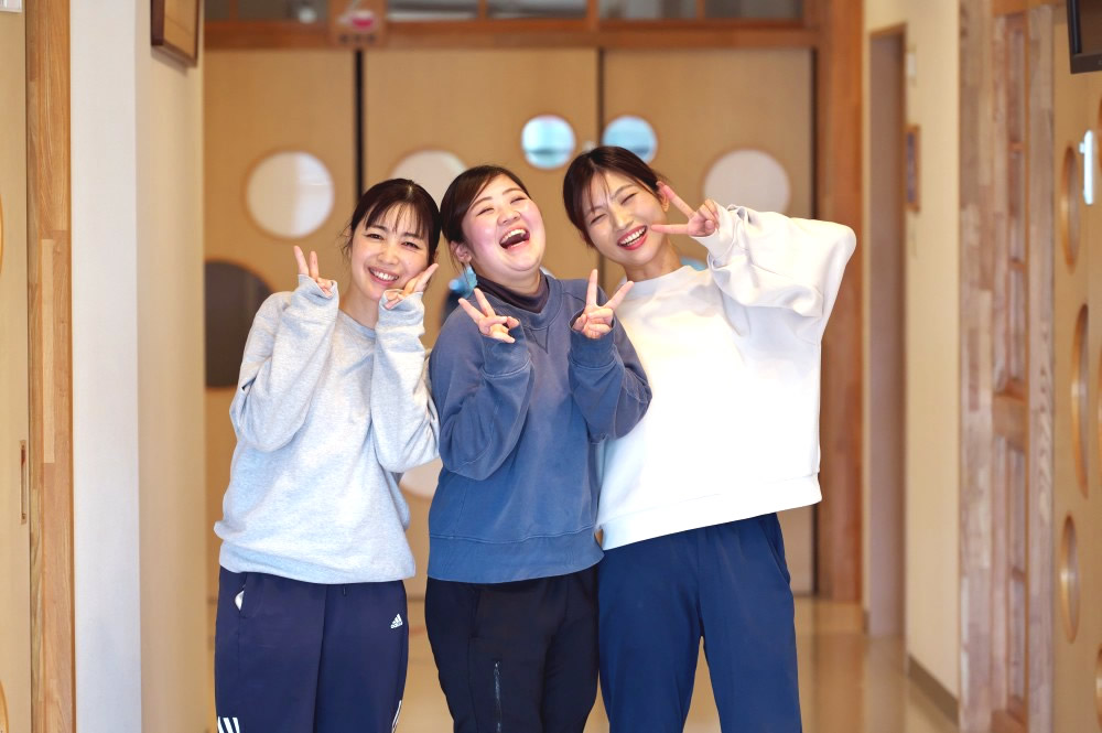 笑顔の保育士さん